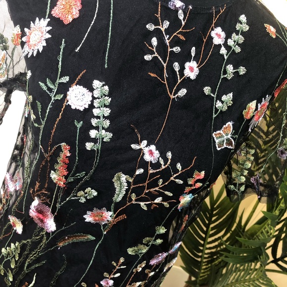 Boohoo Floral Embroidered Lace Black Mock Dress/ Swimsuit Cover Tall 6 - Picture 4 of 10